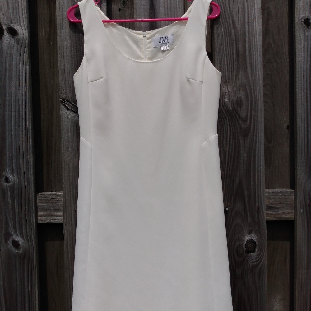 J & M sheath dress size 8 Petite